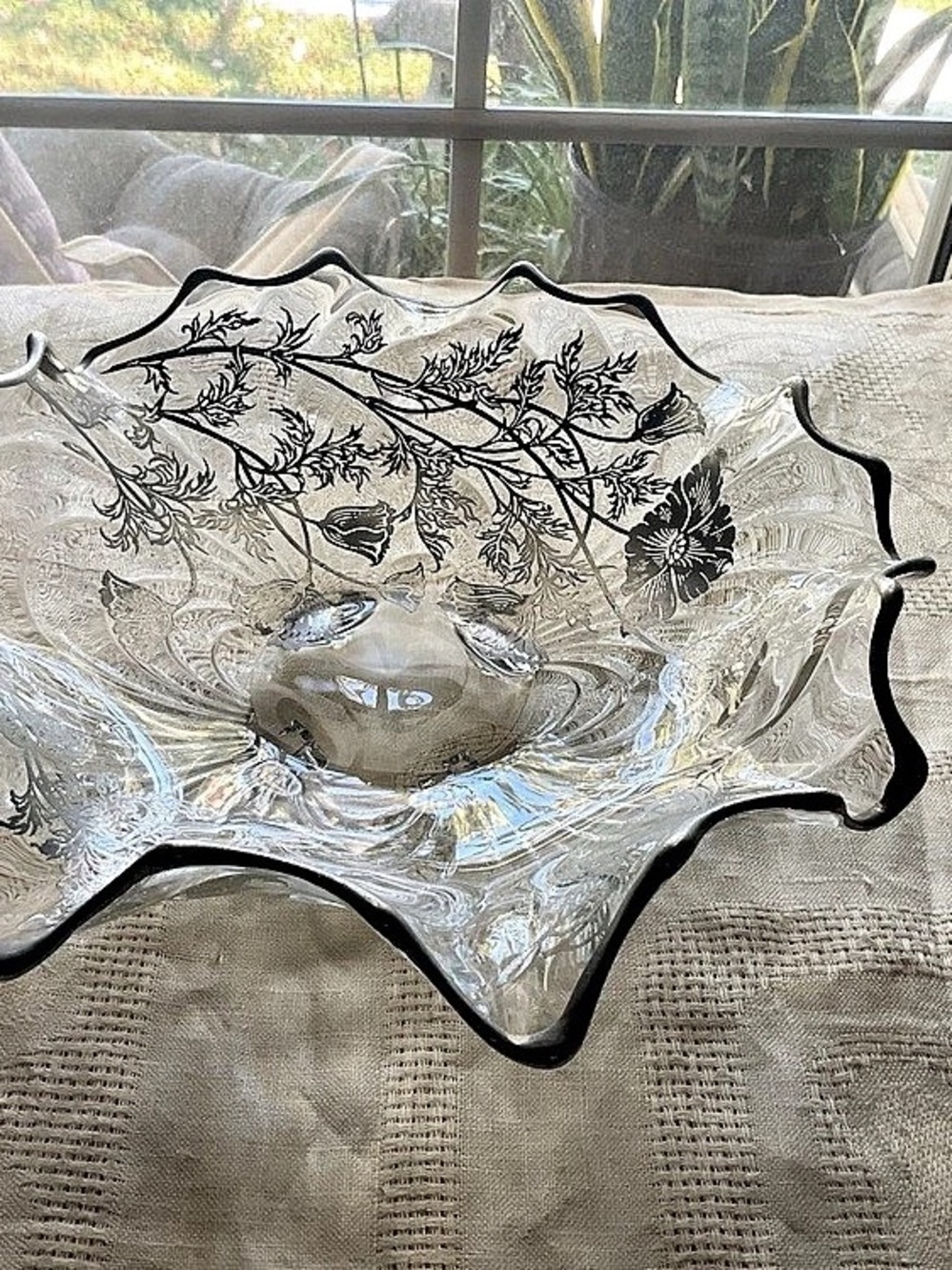 Silver City Glass Co. Flanders Poppy Footed Bowl. Clear & Black
